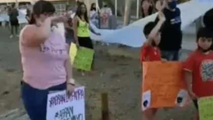 "Abran 25, abran La Pampa", el grito en el Puente Dique