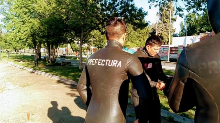 Buscan en el río a un alumno del CPEM 54