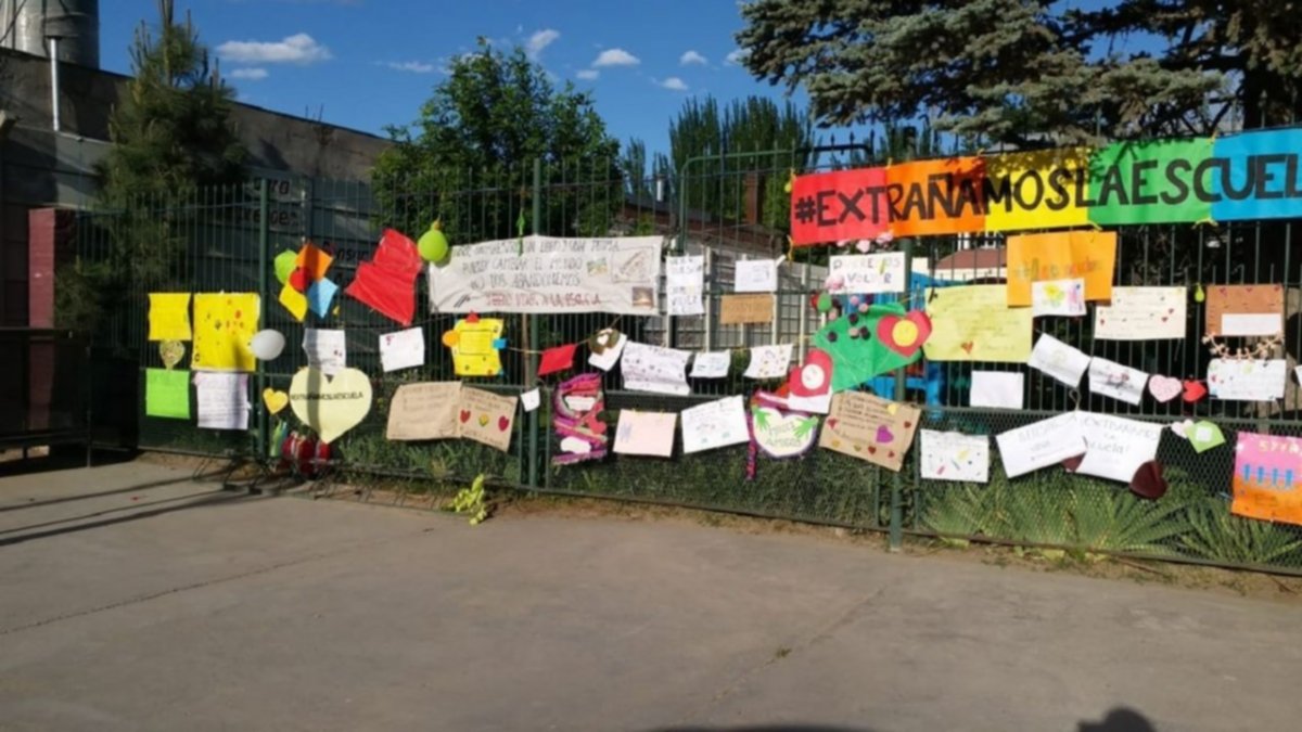 Padres autoconvocados: “Nos moviliza la decadencia de la educación”