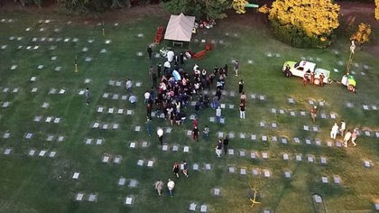 Fin del adiós en la Rosada: Lo entierran en Bella Vista