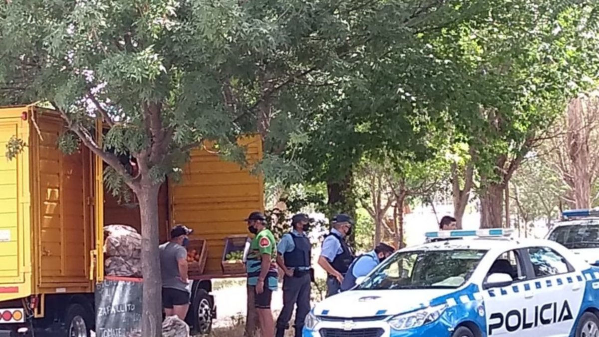 Dramático intento de robo a un camión con verduras