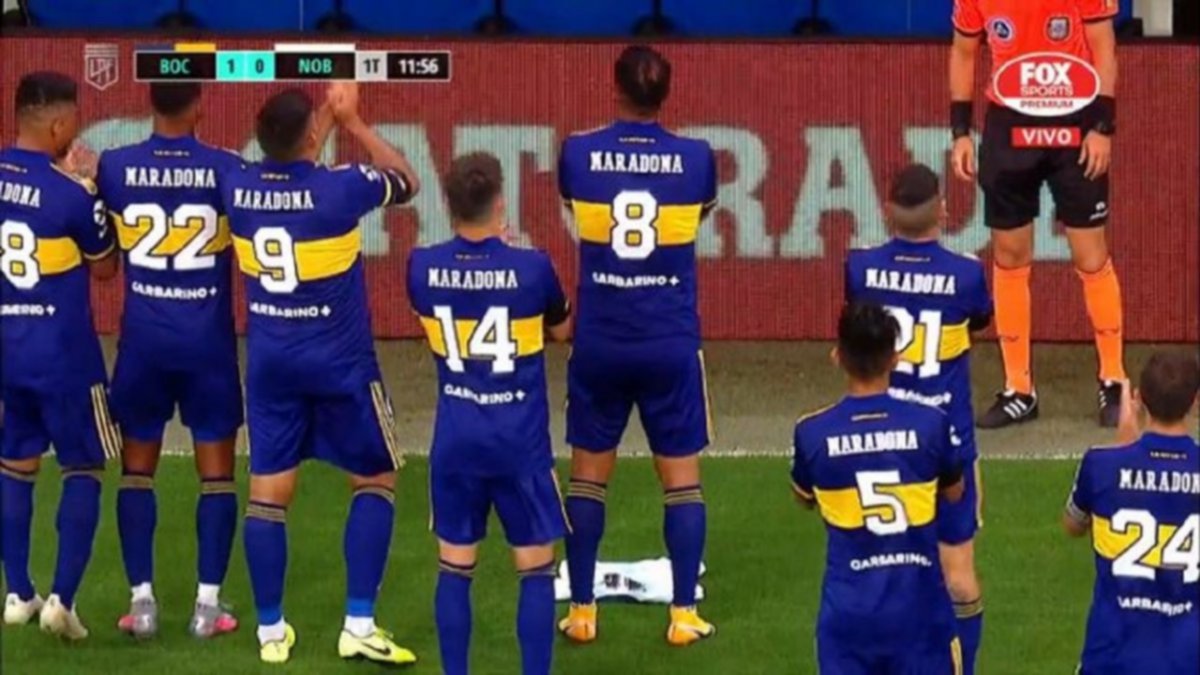 Boca se recuperó ante Newell's, y todo fue maradoniano