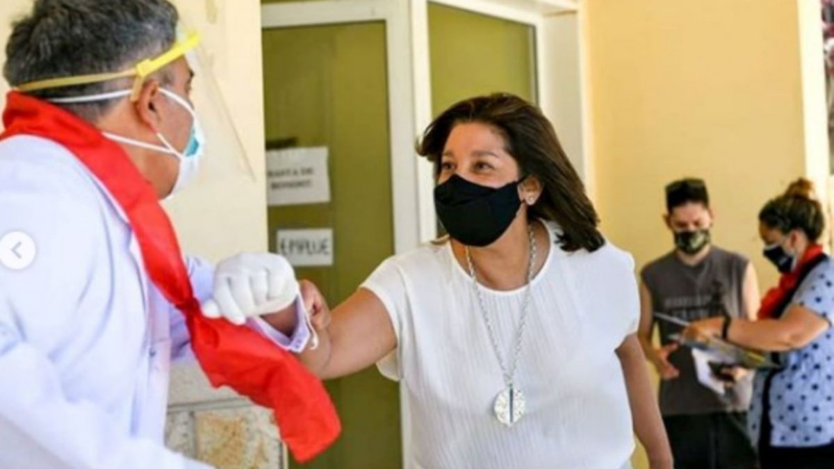 Carreras no pudo frenar las renuncias en los hospitales