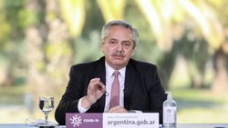 "Vamos a vacunar a 300 mil personas antes de fin de año"