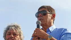 Petroleros siguen sin autorización para comprar vacunas