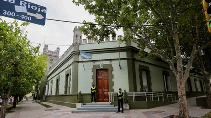 Estatales y docentes cobran el bono desde mañana