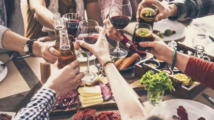 En las fiestas: Burbuja familiar al aire libre, aconsejan
