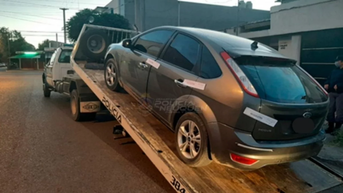 Por una madrugada de "copas" terminó sin su auto y demorado