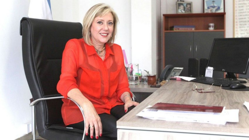 Comelli: "Hay que romper con subordinaciones ancestrales"