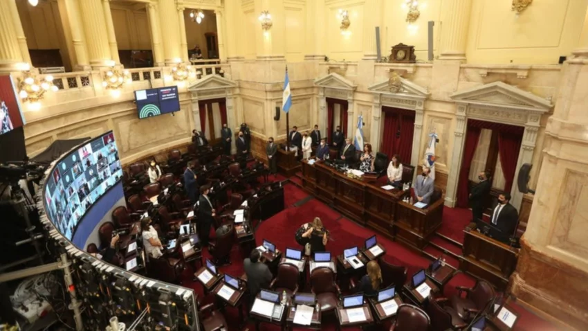 Con paridad, comienza el debate en el Senado por aborto legal