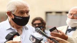 Cuarto intermedio en difícil negociación por bono petrolero