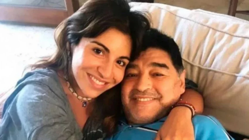 "No culpen a mi papá por los contagios"