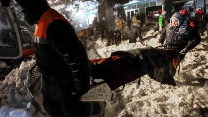 Una avalancha de nieve mató a un matrimonio y su hijo