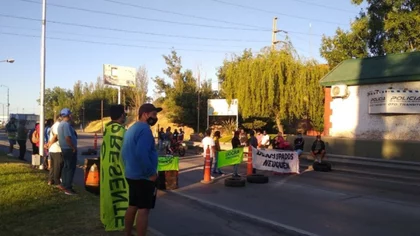 Licitan obras y la UOCRA empezó con los cortes de puente