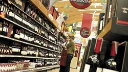 Bodegueros piden sacar al vino de la lista de precios máximos