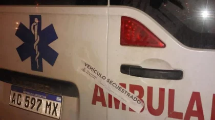 Manejaba borracho la ambulancia en zig zag por la avenida