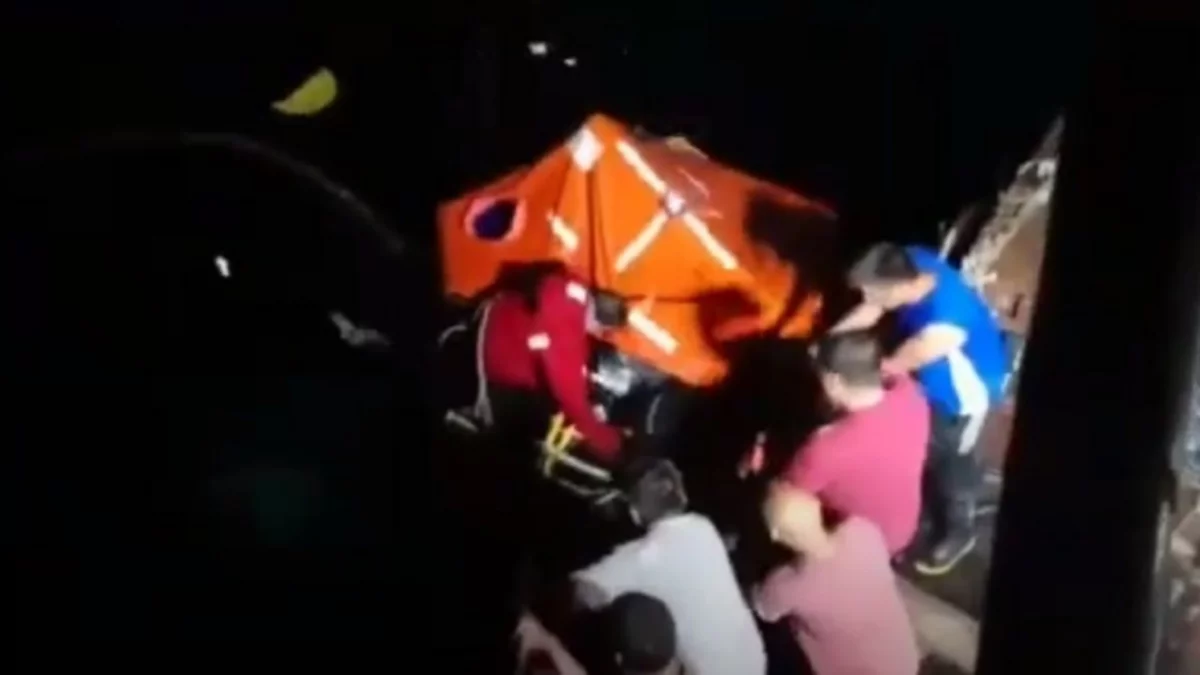 VIDEO: Se hundió un pesquero en San Antonio Este