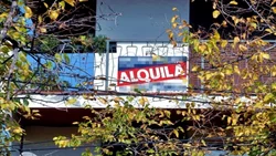 Amenazas, violencia de género y xenofobia con inquilinos
