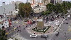 Marchan organizaciones sociales, exigen empleo y aumento salarial