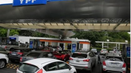 Docentes tendrán descuentos en las estaciones YPF