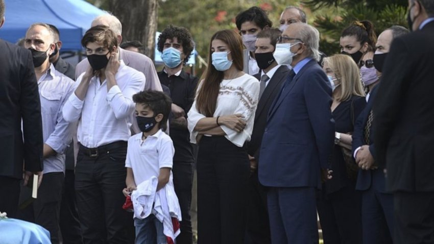 Sepultaron en el cementerio islámico los restos de Menem