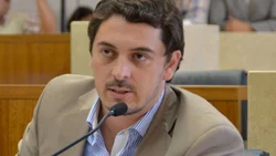 "La enmienda significa una mejora institucional y política"