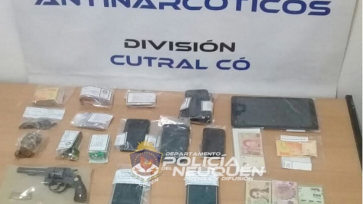 Vendían drogas a metros de una escuela en Cutral Co