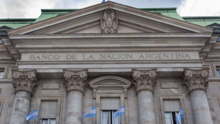 Intentan solucionar falla en saldos de cuentas de Banco Nación
