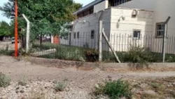 Sin escuelas en condiciones y sin aumento, "no hay clases"