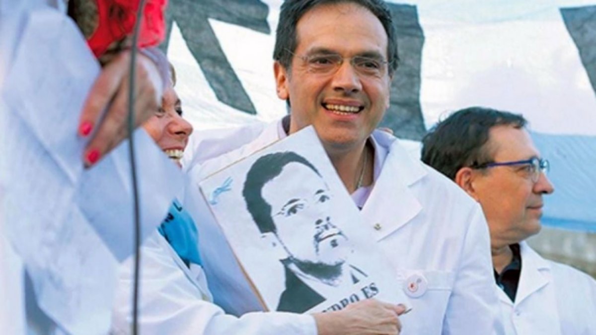 Rodríguez Lastra podrá volver a ejercer como médico