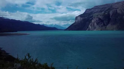 Mueren 4 personas ahogadas al darse vuelta los kayaks