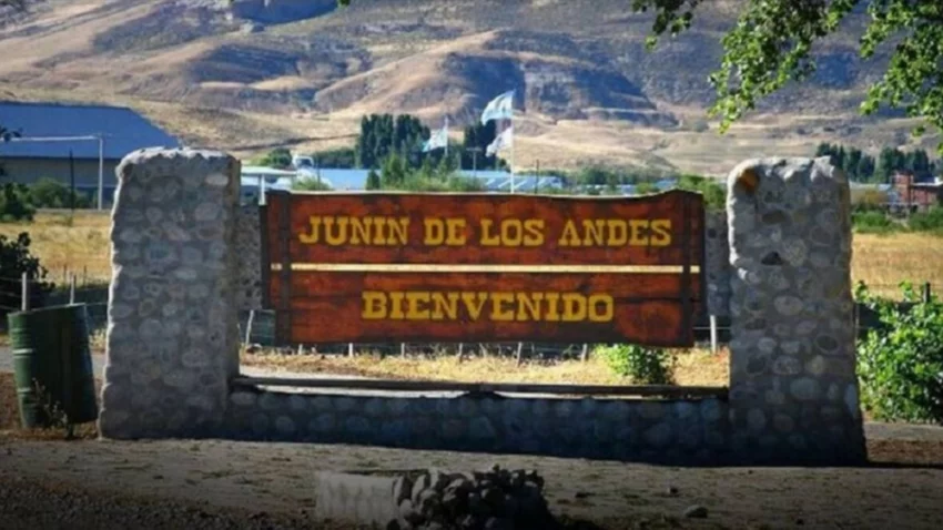 Violó, golpeó y amenazó a su novia adolescente