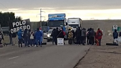 Con presión al tránsito petrolero, siguen cortes en Neuquén