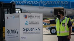 Aerolíneas trajo 330 mil dosis de la vacuna Sputnik V