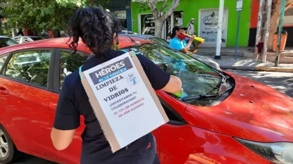 De "héroes de la pandemia" a lavacoches