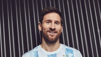 La nueva camiseta de la Selección, con "polémico" diseño