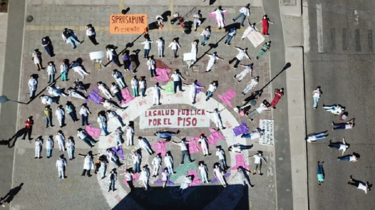 “La Salud por el piso”, reclamo del gremio médico