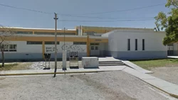 Escapó del ataque de su pareja y se refugió en una escuela