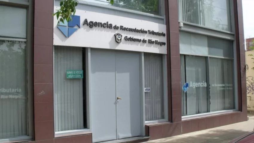 Presentaron amparo por la suba de impuestos provinciales