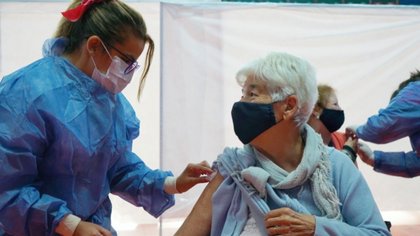 Llegaron a Neuquén 5.400 dosis de la vacuna china