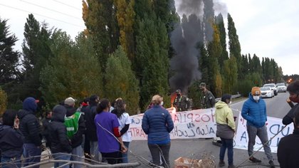 Cortes de ruta: Hubo enfrentamientos con Gendarmería en Arroyito