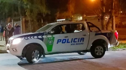 Embarazada, corrió para que su pareja no le pegue más