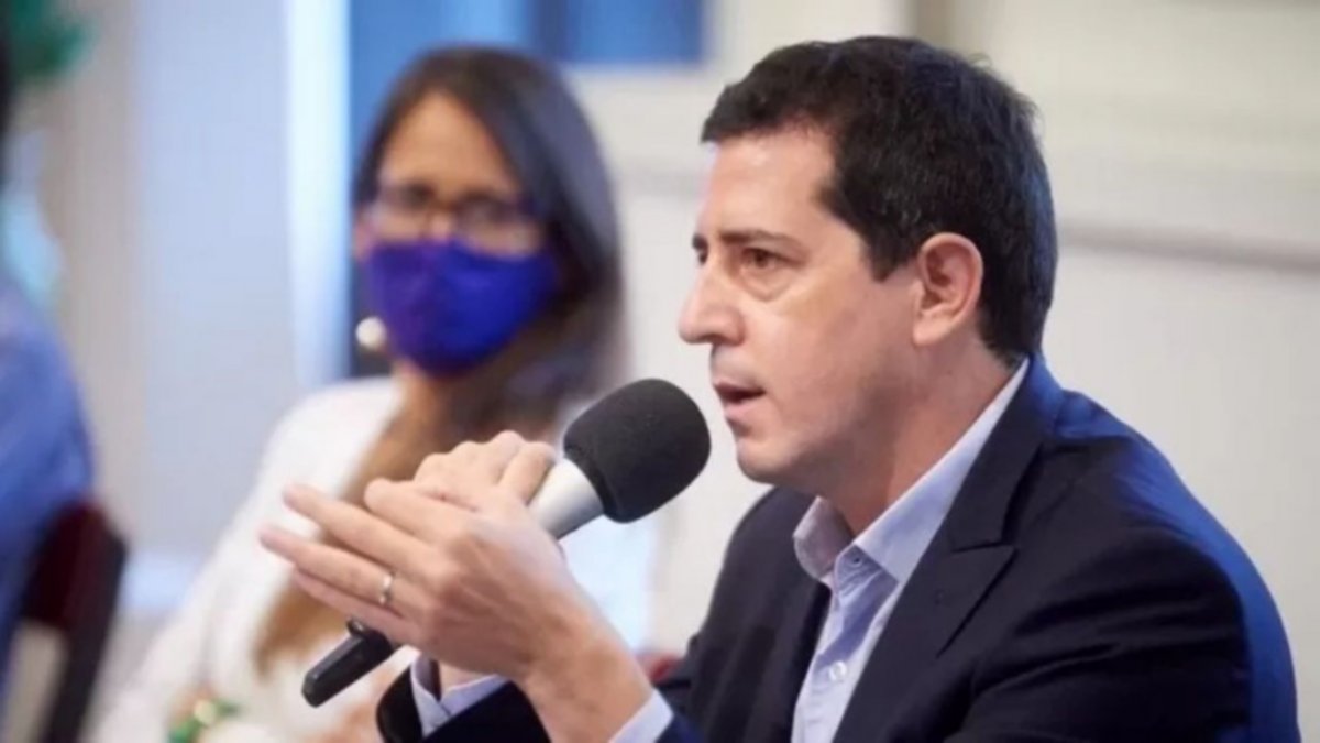 De Pedro se reúne con diputados por la postergación de elecciones