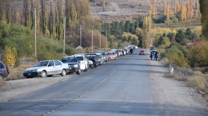 Desesperación por cargar el tanque de combustible