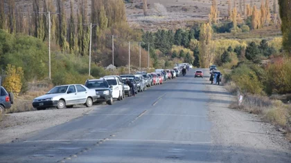 Desesperación por cargar el tanque de combustible