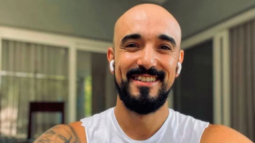 Abel Pintos contó en las redes que retomó el colegio