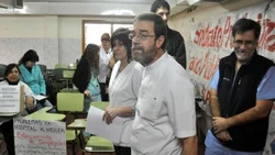 "El éxodo en el sistema de salud es continuo"