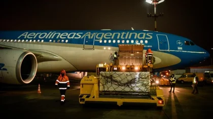 Llegó otro avión con 500 mil vacunas Sputnik V desde Moscú