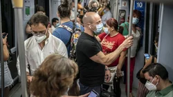 Los que viajen en subte podrán recibir vacunas gratis