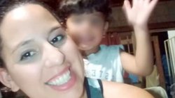 Murió junto a su beba en brazos y la encontró su hijo de 3 años